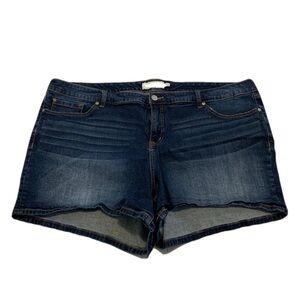 💜 Torrid Denim Jean Shorts Size 26 Dark Wash